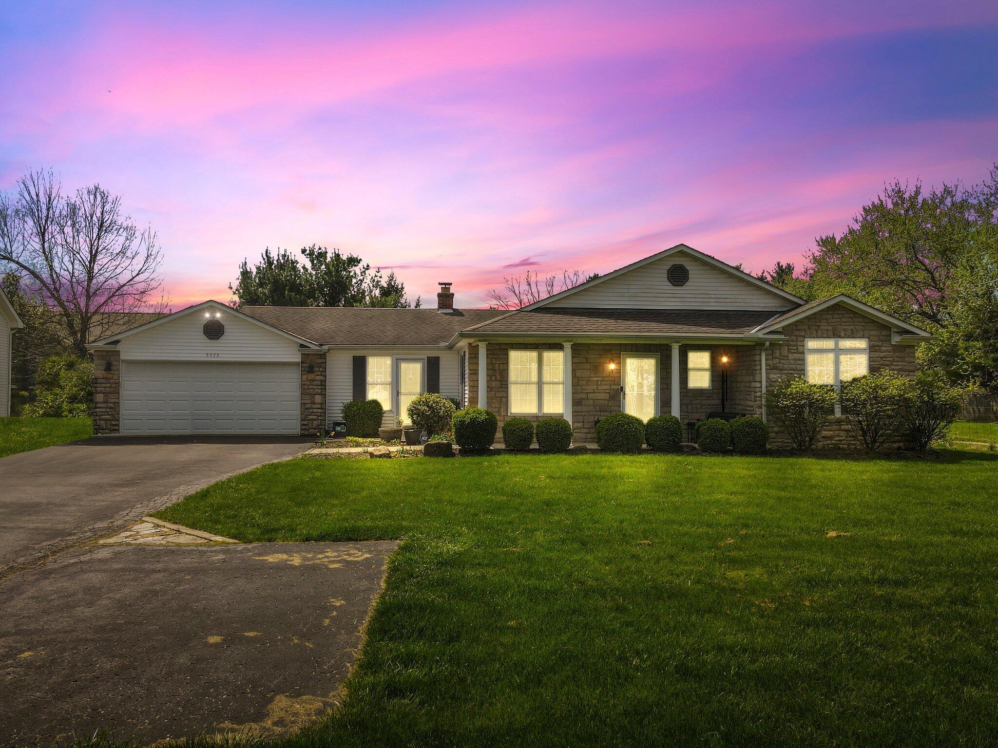 5575 Broadview Road Columbus, OH 43230 - Photo 2 of 66 Twilight