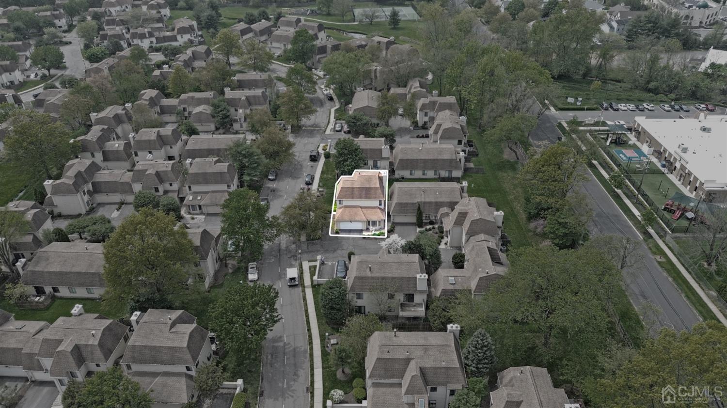 58 Gate House Lane Edison, NJ 08820 - Photo 31 of 37 an aerial view of multiple house