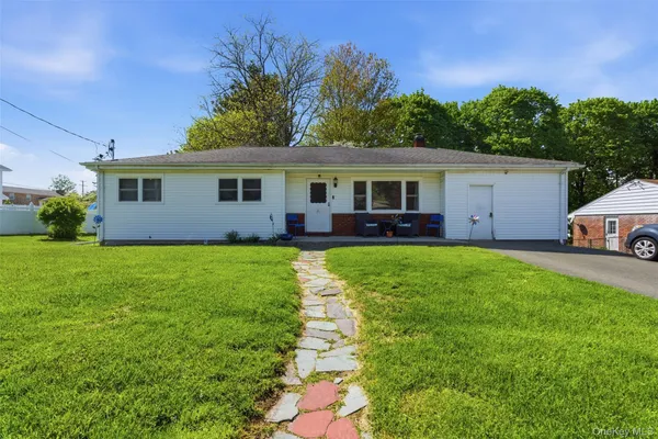 $359,000 | 23 Stori Road, Newburgh, NY 12550