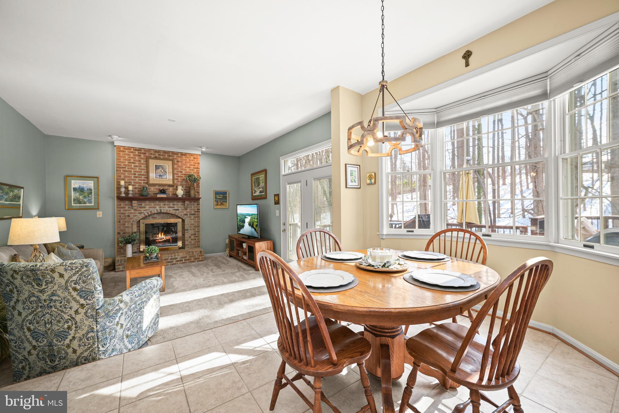 9733 Starling Road Ellicott City, MD 21042 - Photo 16 of 55 Breakfast room open to family room