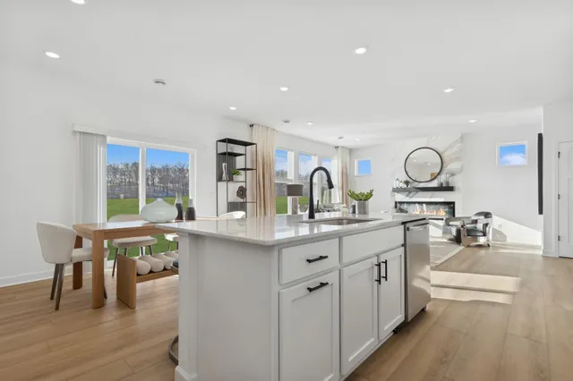 $464,440 | 18535 Lincoln Street Northwest, Elk River, MN 55330