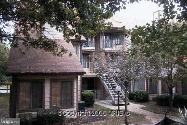 $1,550 | 10817 Amherst Avenue, Unit F, Silver Spring, MD 20902