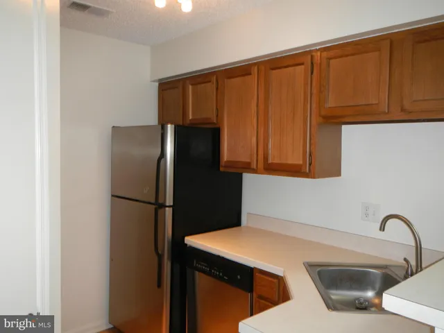 $1,550 | 10817 Amherst Avenue, Unit F, Silver Spring, MD 20902