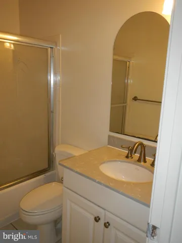 $1,550 | 10817 Amherst Avenue, Unit F, Silver Spring, MD 20902