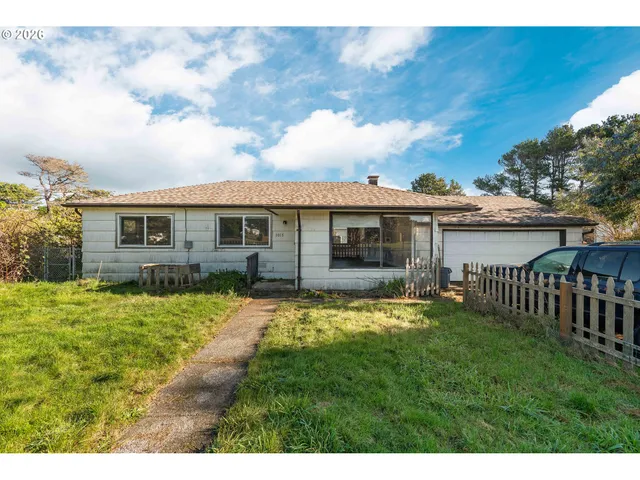 $265,000 | 1015 Franklin Avenue Southwest, Bandon, OR 97411