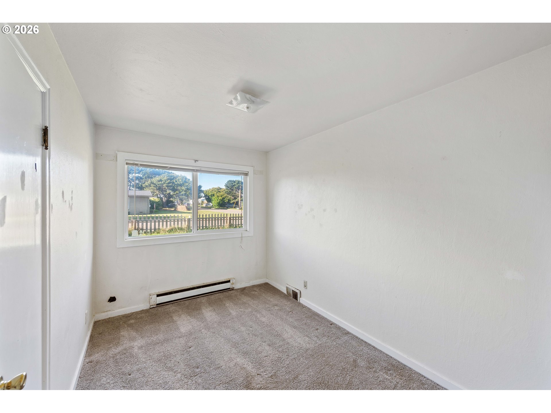 1015 Franklin Avenue Southwest Bandon, OR 97411 - Photo 12 of 30