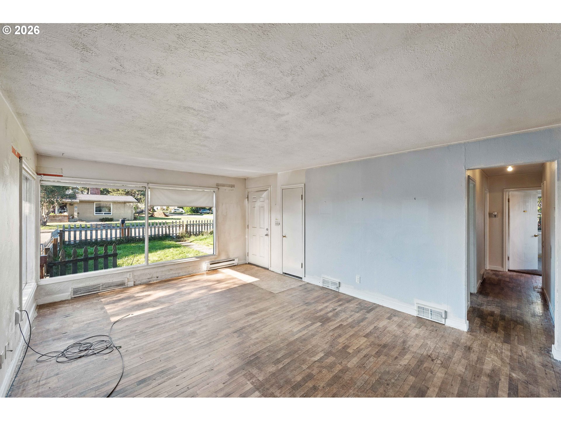 1015 Franklin Avenue Southwest Bandon, OR 97411 - Photo 4 of 30