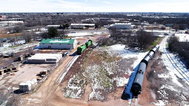 a picture of city view