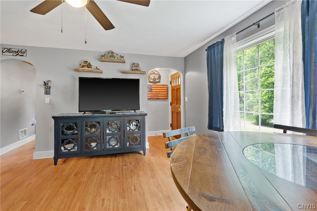 2696 Lyons Road Camillus, NY 13031 - Photo 5 of 31