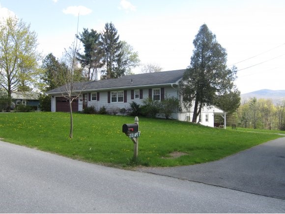 273 Prospect Street Brandon, VT 05733 - Photo 1 of 1 Gallery Image 1