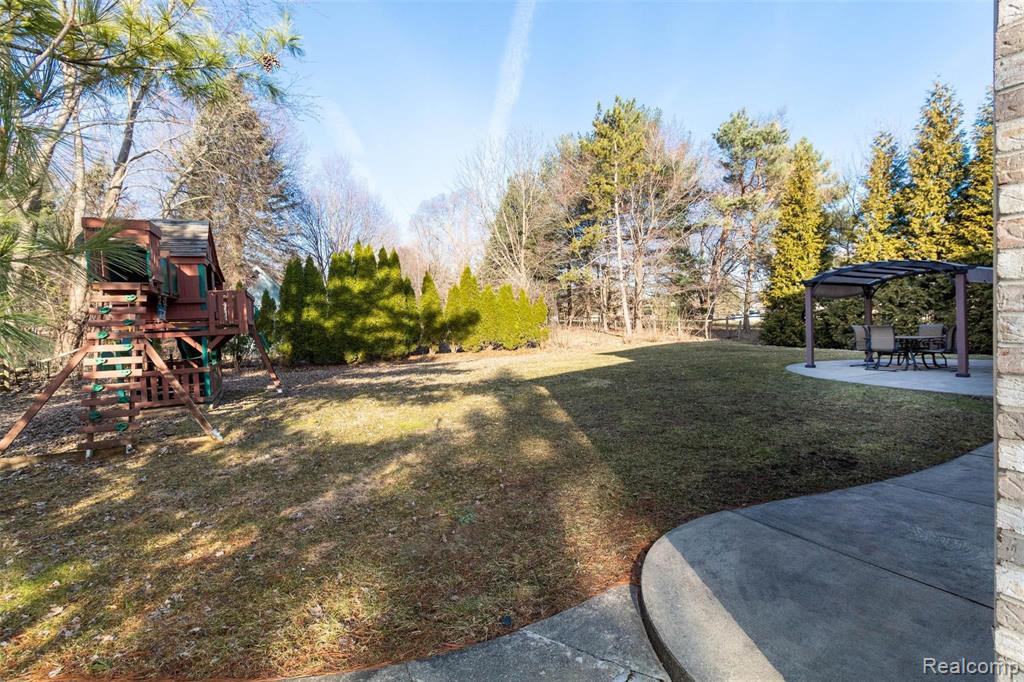 3878 Donaldson Road Rochester Hills, MI 48307 - Photo 40 of 41