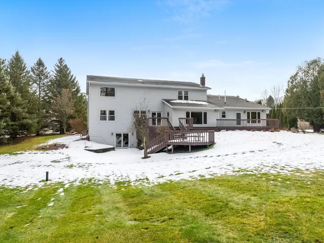 $585,900 | 7351 Pine Grove Lane, Two Rivers, WI 54241