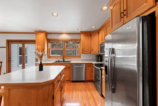 $585,900 | 7351 Pine Grove Lane, Two Rivers, WI 54241