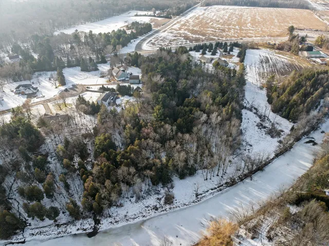 $585,900 | 7351 Pine Grove Lane, Two Rivers, WI 54241