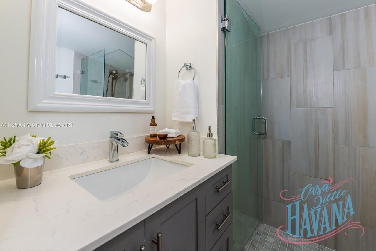 985 Southwest 9th Street, Unit 2 Miami, FL 33130 - Photo 16 of 21