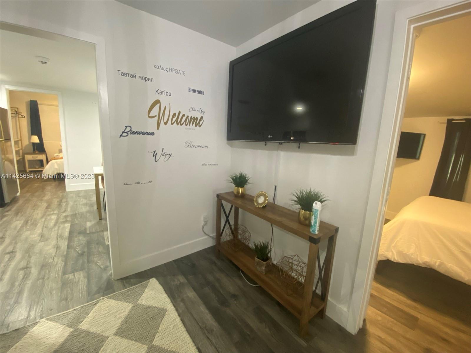 985 Southwest 9th Street, Unit 2 Miami, FL 33130 - Photo 10 of 21