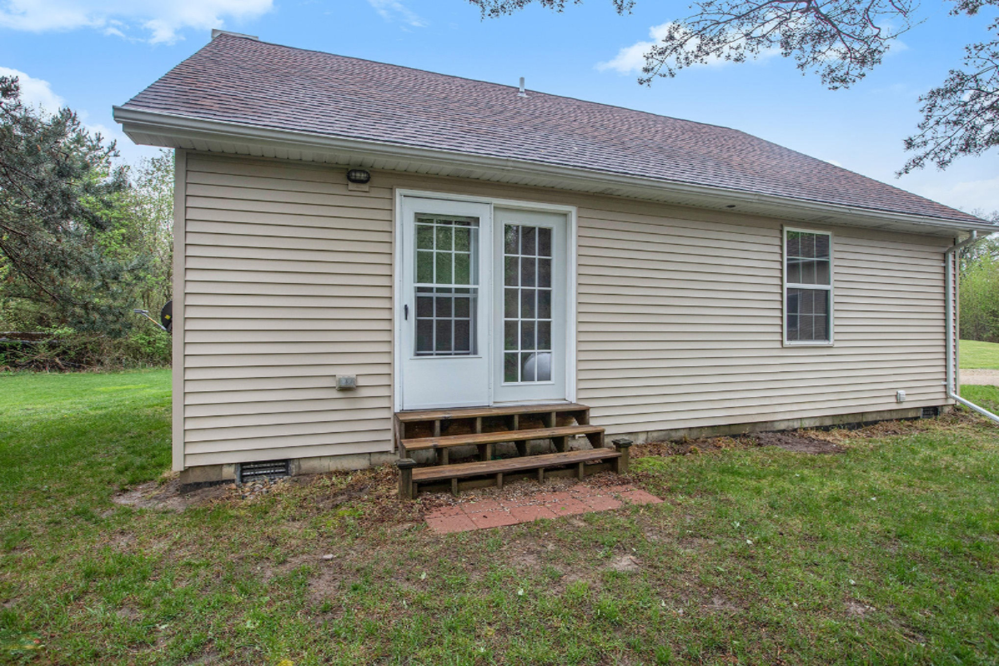 25455 Baseline Road Allegan, MI 49010 - Photo 17 of 20 NDP DNGs_126