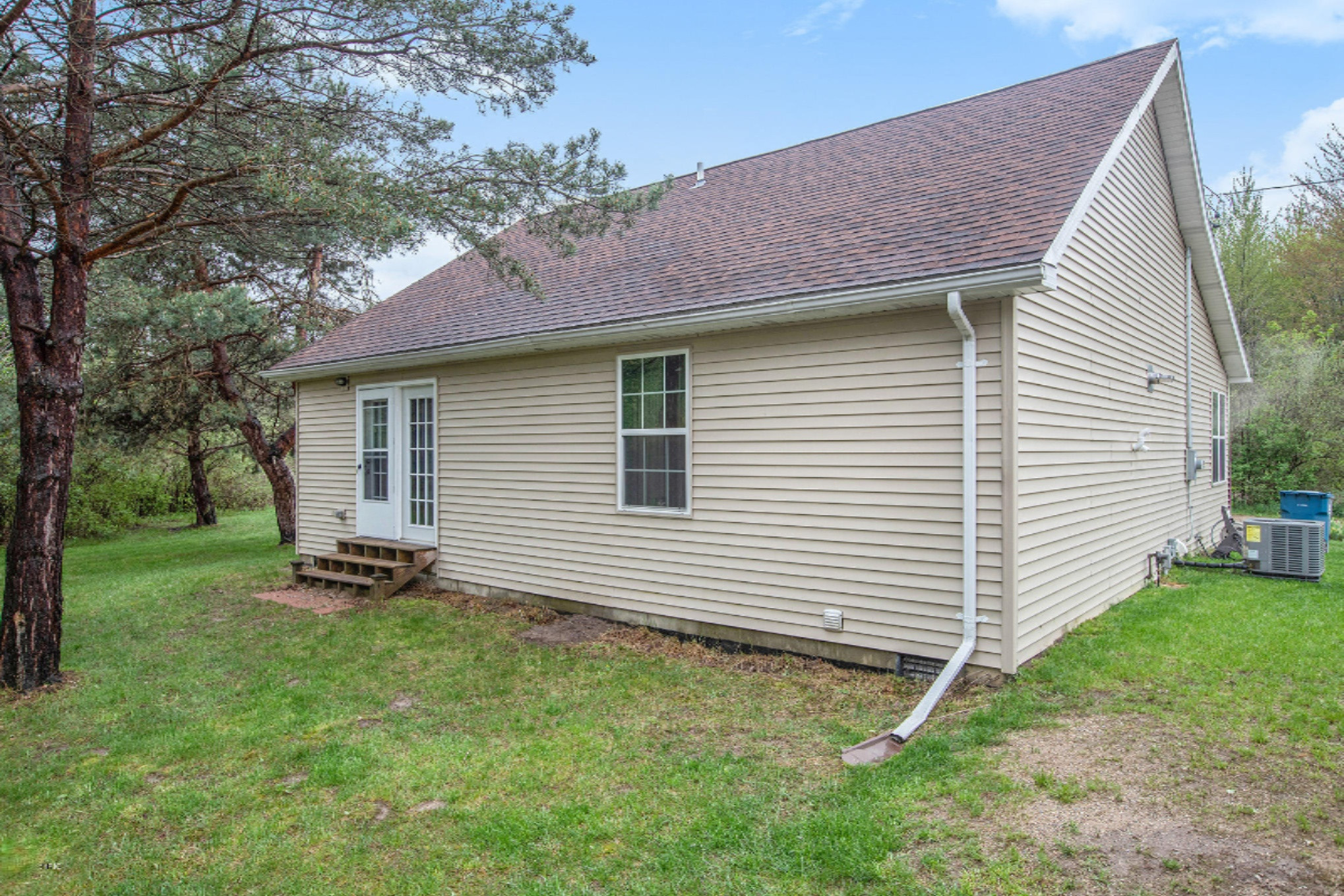 25455 Baseline Road Allegan, MI 49010 - Photo 18 of 20 NDP DNGs_127