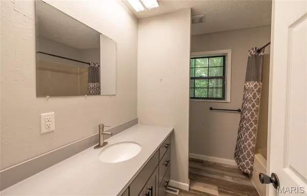 $159,000 | 21582 Private Drive 8496, Newburg, MO 65550