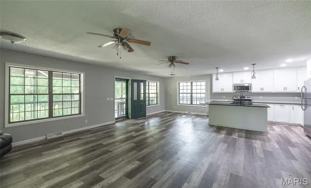 $159,000 | 21582 Private Drive 8496, Newburg, MO 65550