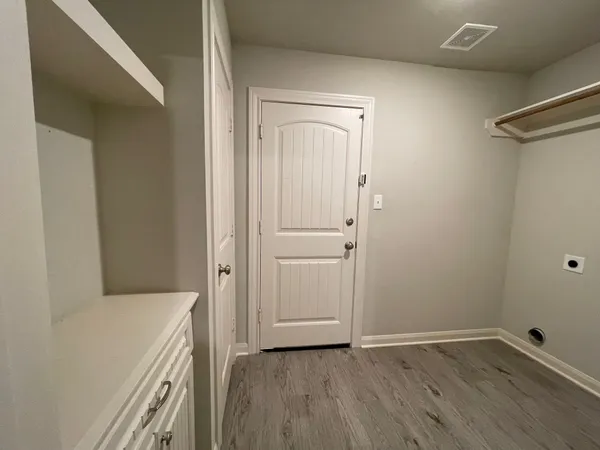 $1,800 | 13089 Vega Court, Willis, TX 77318