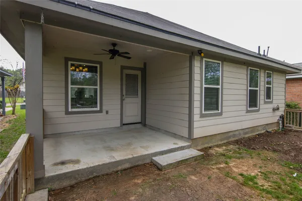 $1,800 | 13089 Vega Court, Willis, TX 77318