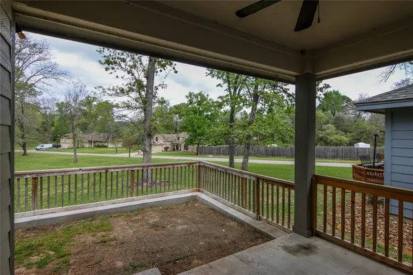 $1,800 | 13089 Vega Court, Willis, TX 77318