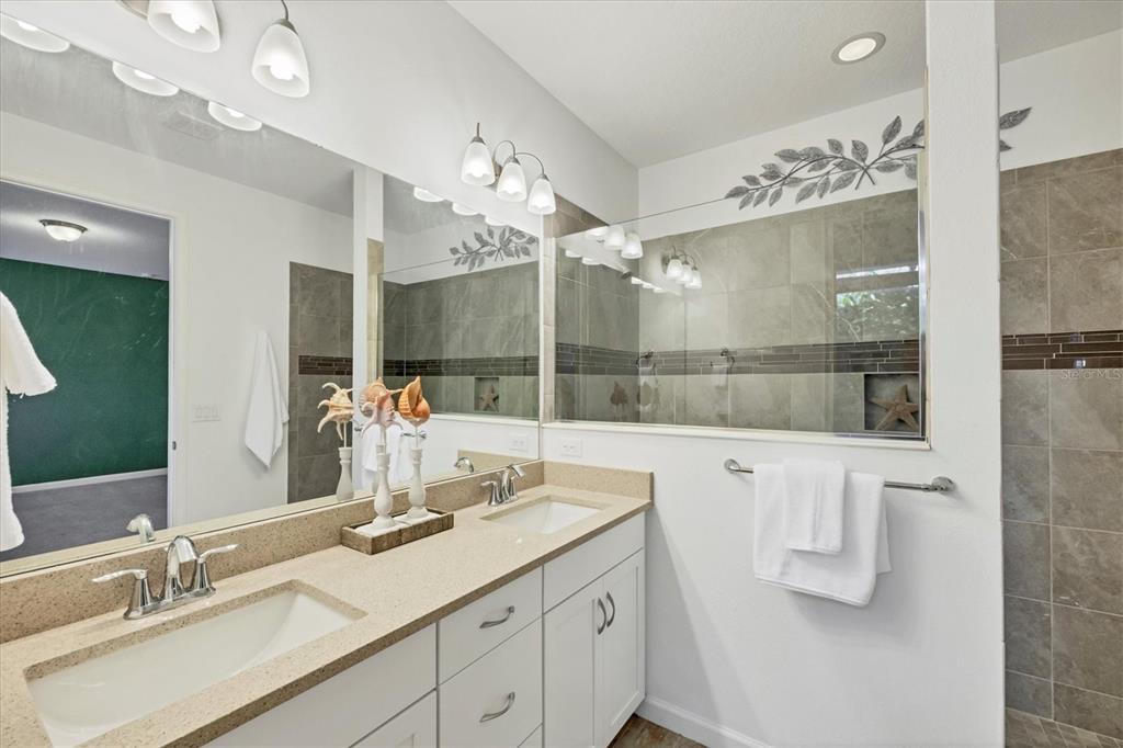 11516 Renaissance Boulevard Venice, FL 34293 - Photo 25 of 94