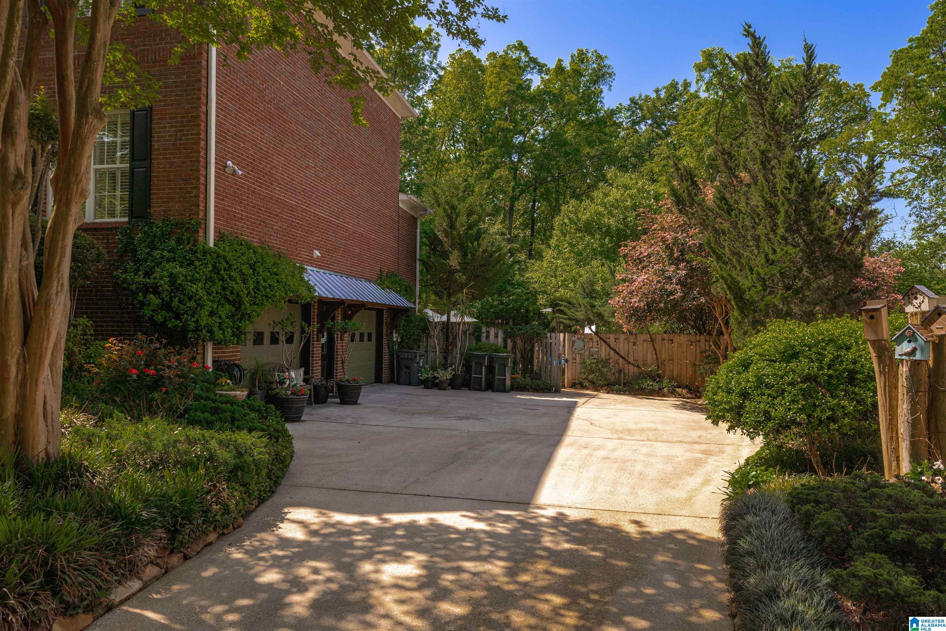 231 Silverleaf Drive Pelham, AL 35124 - Photo 47 of 50