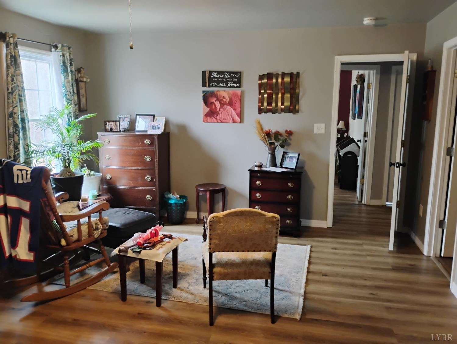 4183 Tye River Road Amherst, VA 24521 - Photo 19 of 62 a workspace with furniture and wooden floor