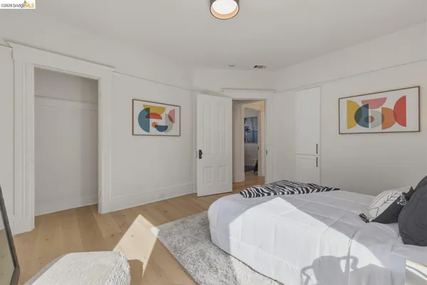 $1,100,000 | 523 25th Street, Oakland, CA 94612