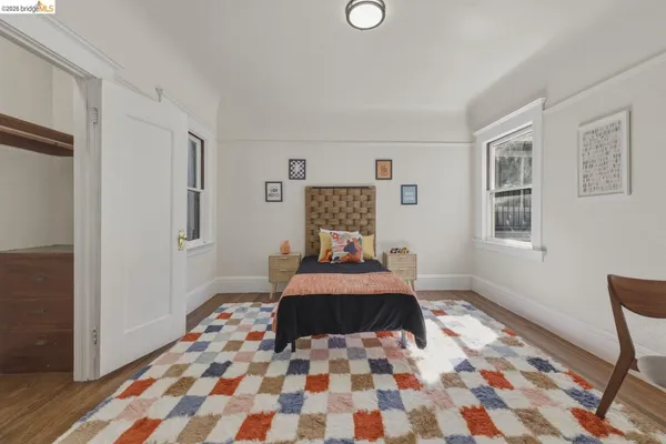 $1,100,000 | 523 25th Street, Oakland, CA 94612