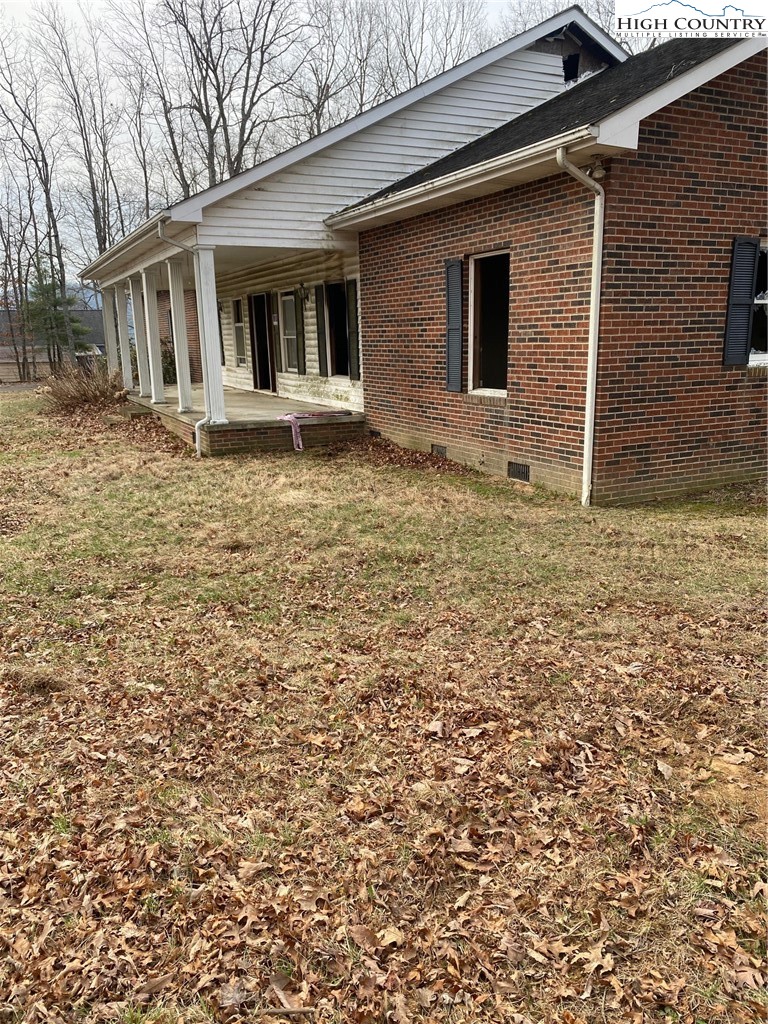48 Saddle Mountain Church Road Ennice, NC 28623 - Photo 12 of 24 a front view of house with yard