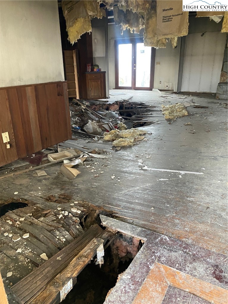 48 Saddle Mountain Church Road Ennice, NC 28623 - Photo 20 of 24 a view of a backyard of a house