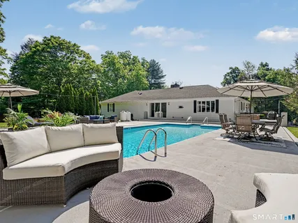 $899,000 | 2 Studio Lane, Norwalk, CT 06850