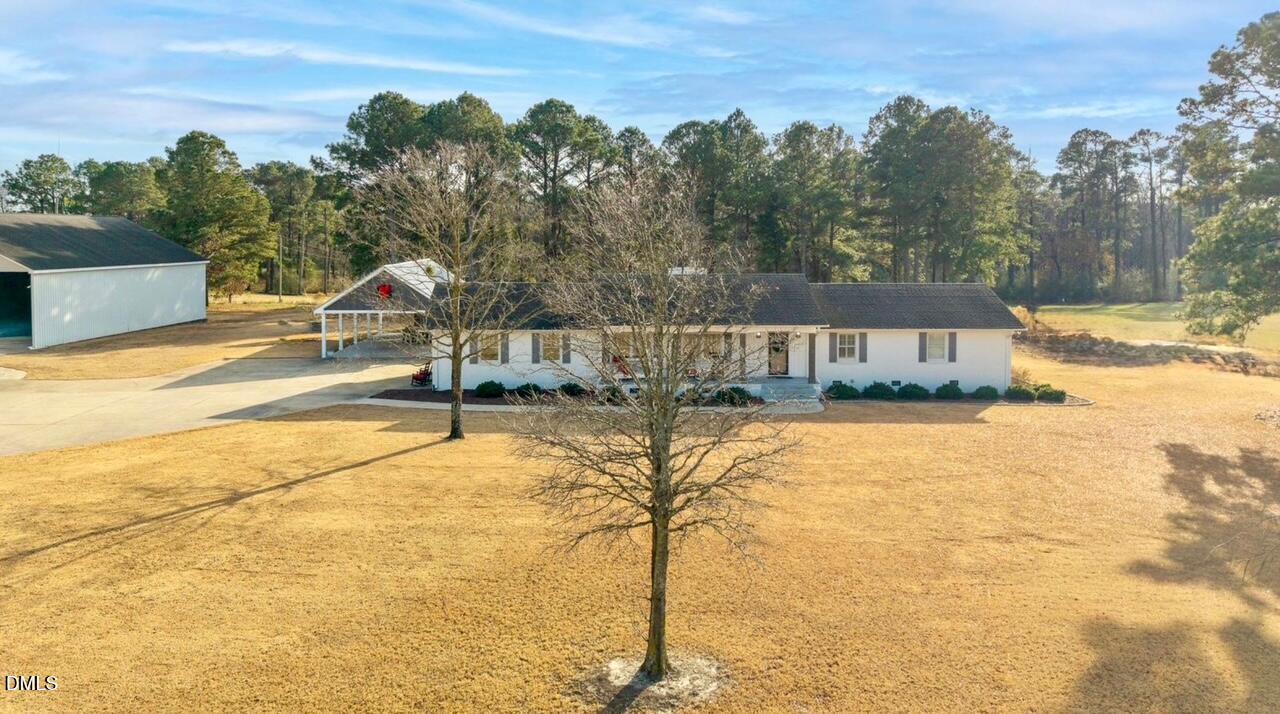 250 Savannah Hill Road Dunn, NC 28334 - Photo 4 of 39 IMG_0593