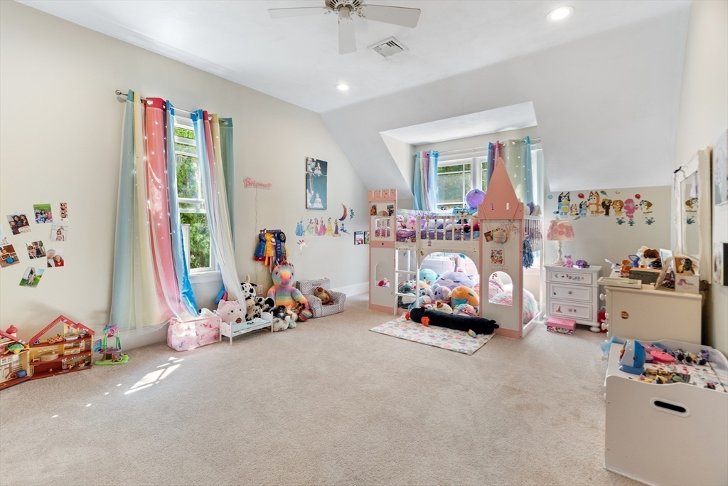 26 Woodridge Road Dover, MA 02030 - Photo 20 of 30