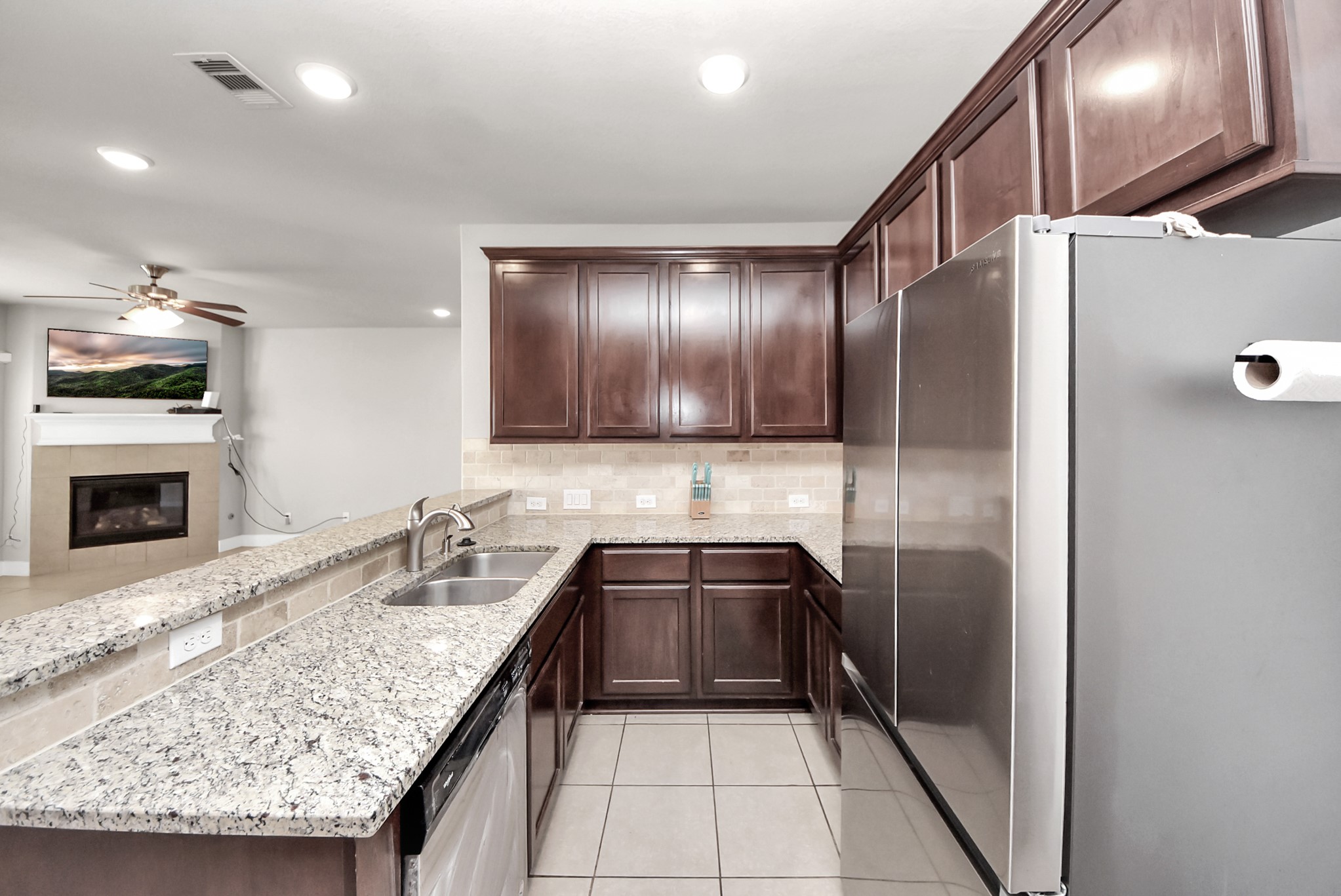 1846 Jara Court Spring, TX 77388 - Photo 11 of 29 Gallery Image 11