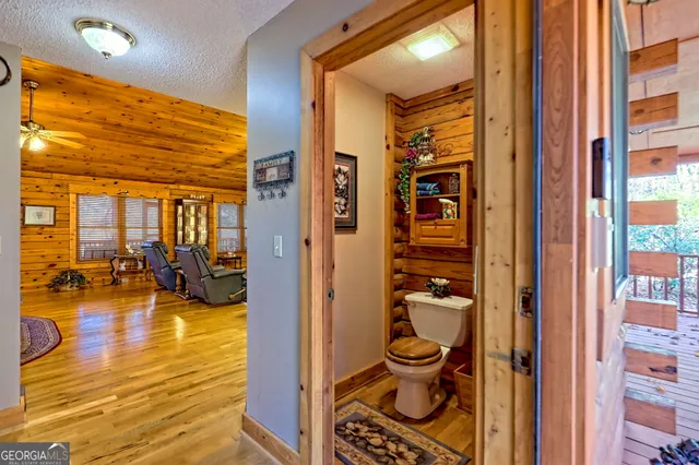 $535,000 | 1556 Long Laurel Ridge Drive, Lakemont, GA 30552