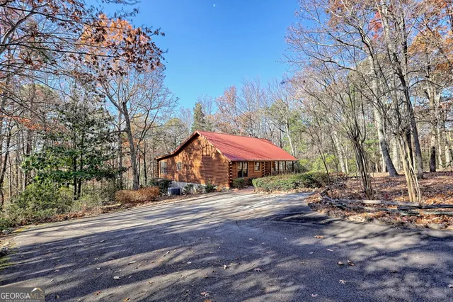 $535,000 | 1556 Long Laurel Ridge Drive, Lakemont, GA 30552