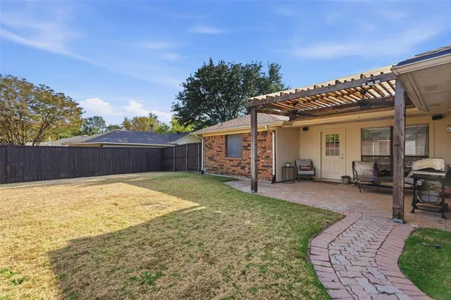 $437,500 | 933 Matilda Drive, Plano, TX 75025