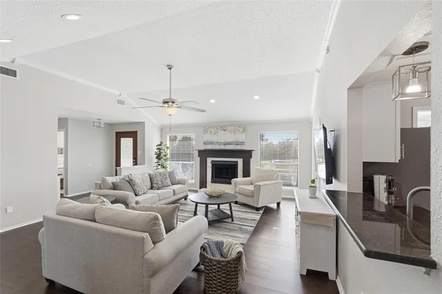 $437,500 | 933 Matilda Drive, Plano, TX 75025