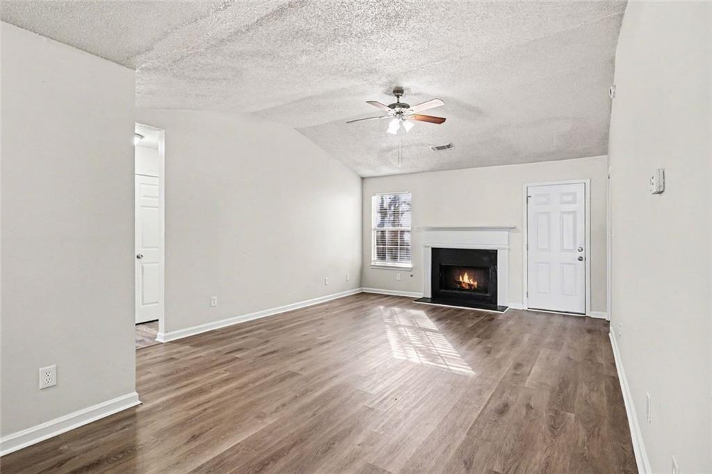 113 Brandon Ridge Circle Stockbridge, GA 30281 - Photo 4 of 27