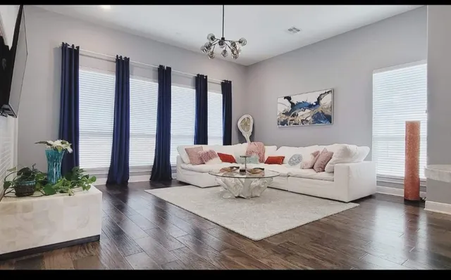 $2,500 | 1800 Ficuzza Way, Leander, TX 78641