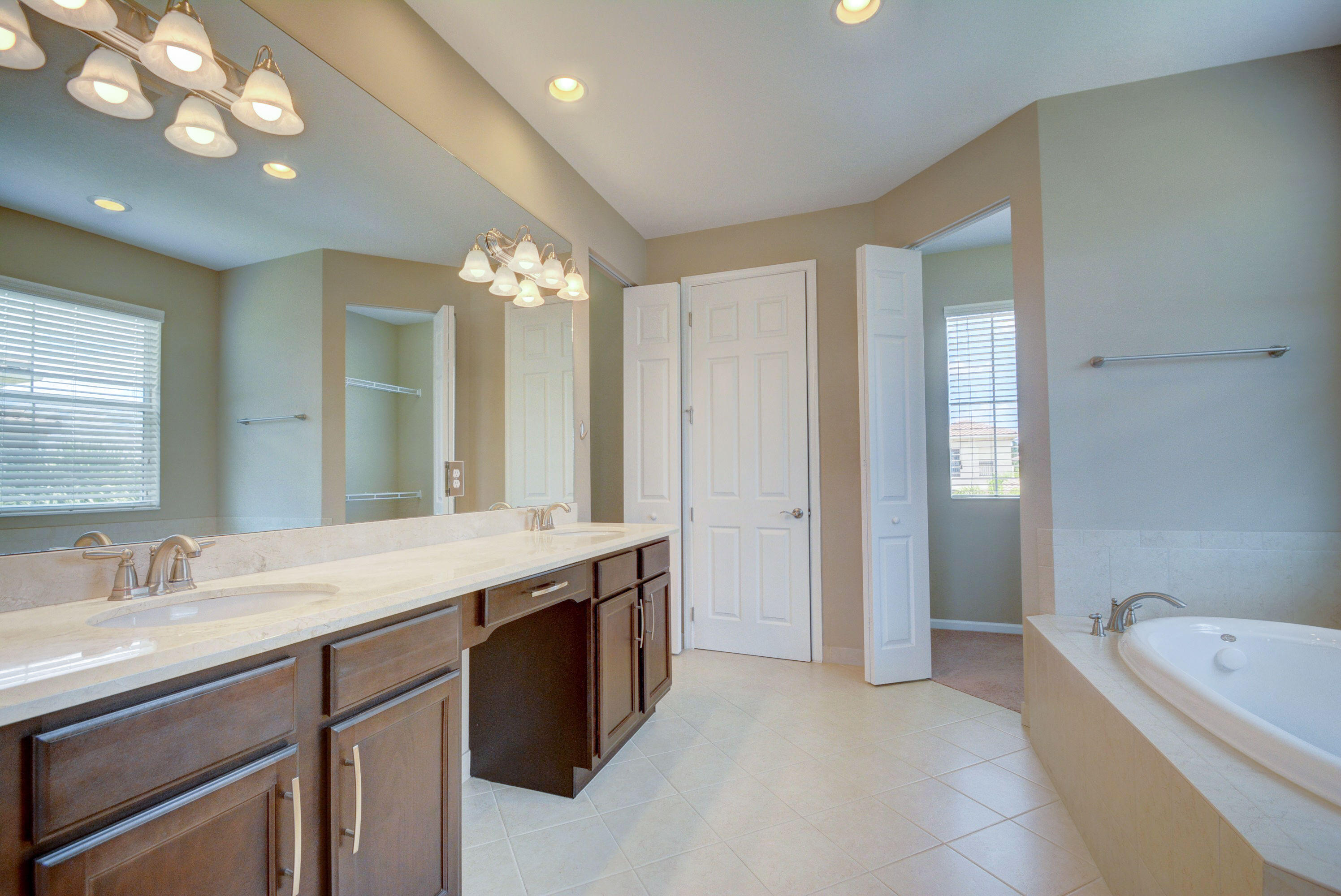 2916 Payson Way Wellington, FL 33414 - Photo 13 of 80 2916 Payson Way (36)