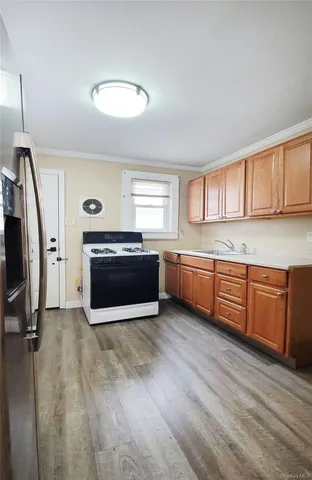 $599,000 | 469 River Street, Oceanside, NY 11572