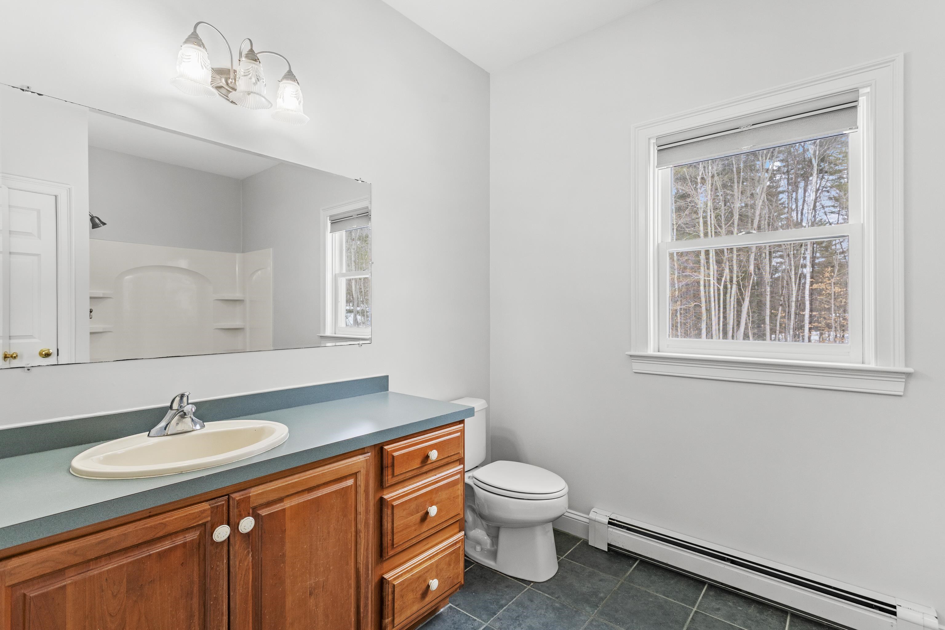 592 Page Road Bow, NH 03304 - Photo 23 of 48