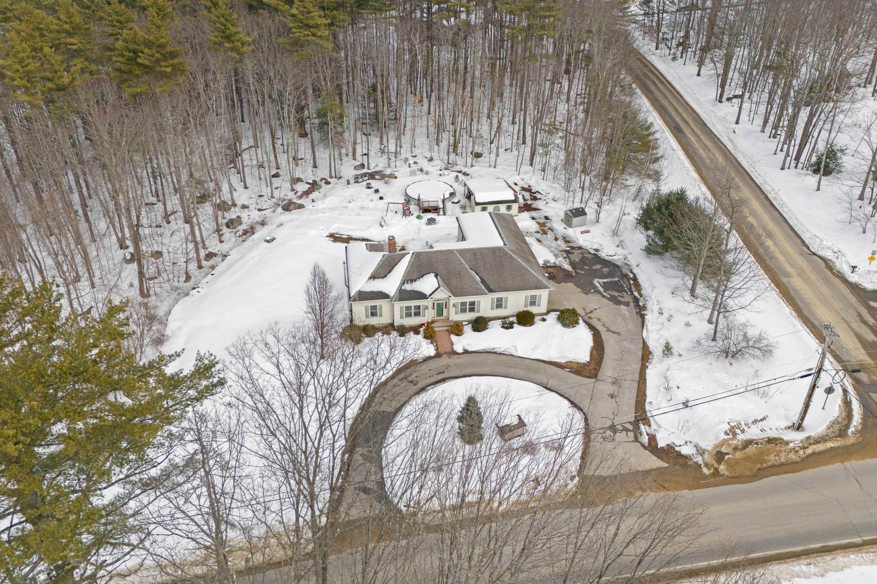 592 Page Road Bow, NH 03304 - Photo 42 of 48