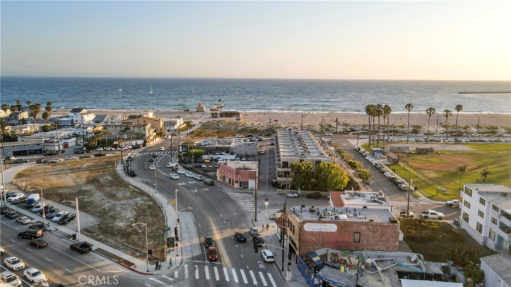 181 Culver Boulevard, Unit A Playa del Rey, CA 90293 - Photo 9 of 18