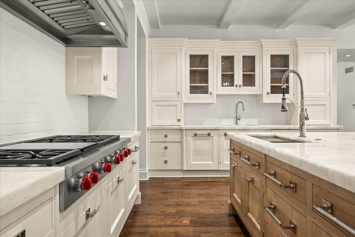 81 Locust Road Winnetka, IL 60093 - Photo 32 of 106 Gallery Image 32